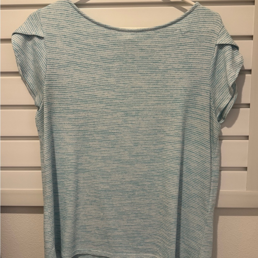 Market & Spruce Light Blue Striped Short Sleeve Top with Button Back Detail